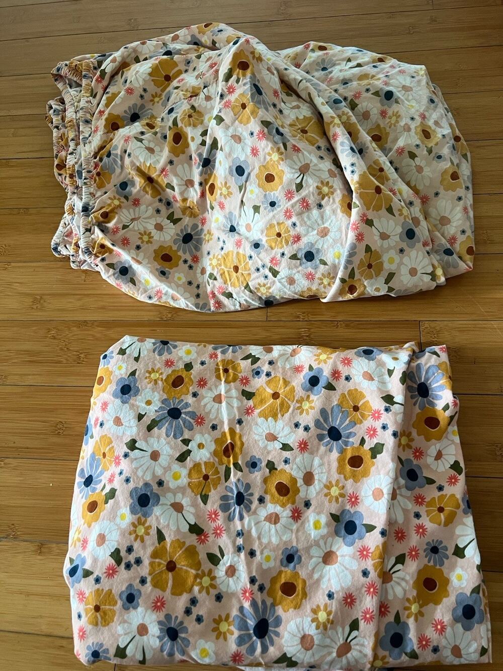 Pillowfort Vintage floral cotten Flat & Fitted Sheet twin Kids/teens